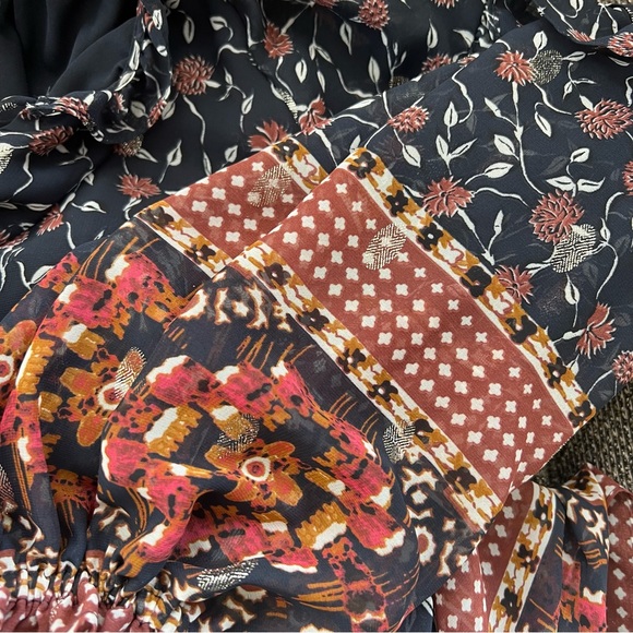 Navy dress -size Large - Picture 8 of 9